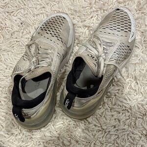Nike Women's Cream and Black Running Shoes